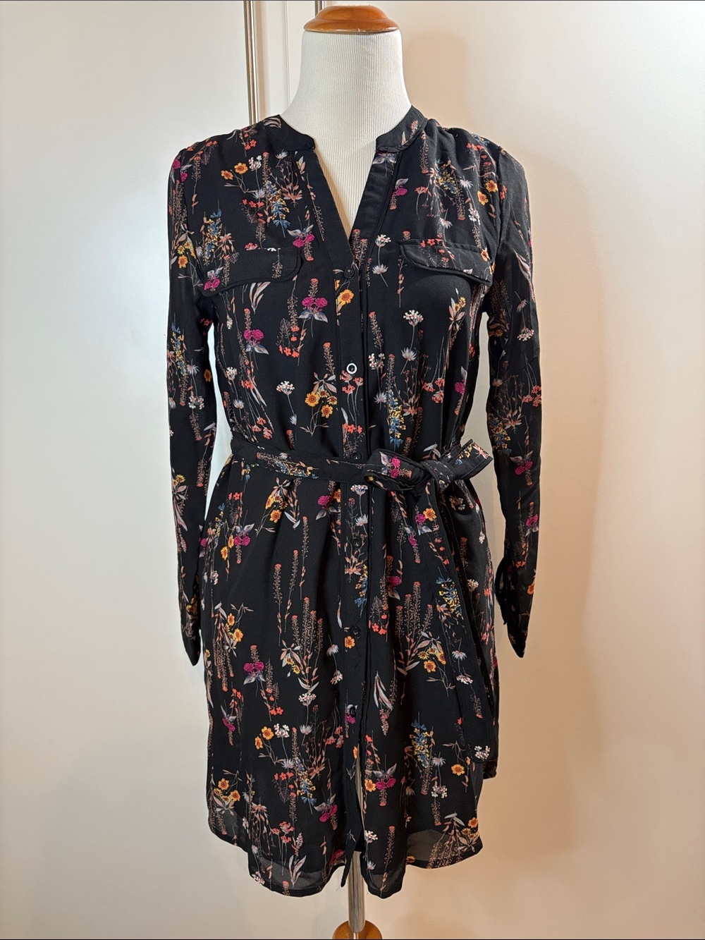 Everly Black Floral Tie-Waist Long-Sleeve Shirt Dress